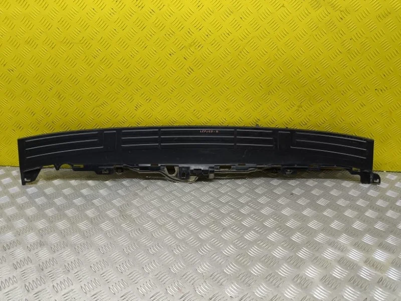 Накладка заднего бампера Toyota Land Cruiser Prado 150 (2009-2023) 2012