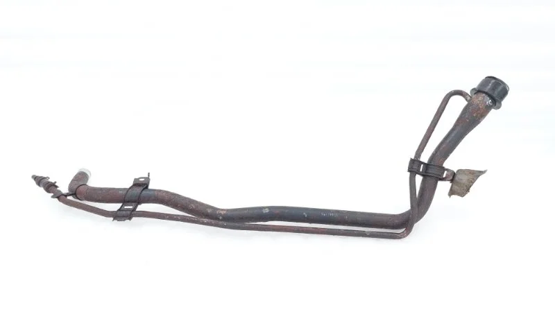 Горловина топливного бака Toyota Land Cruiser 2012 200