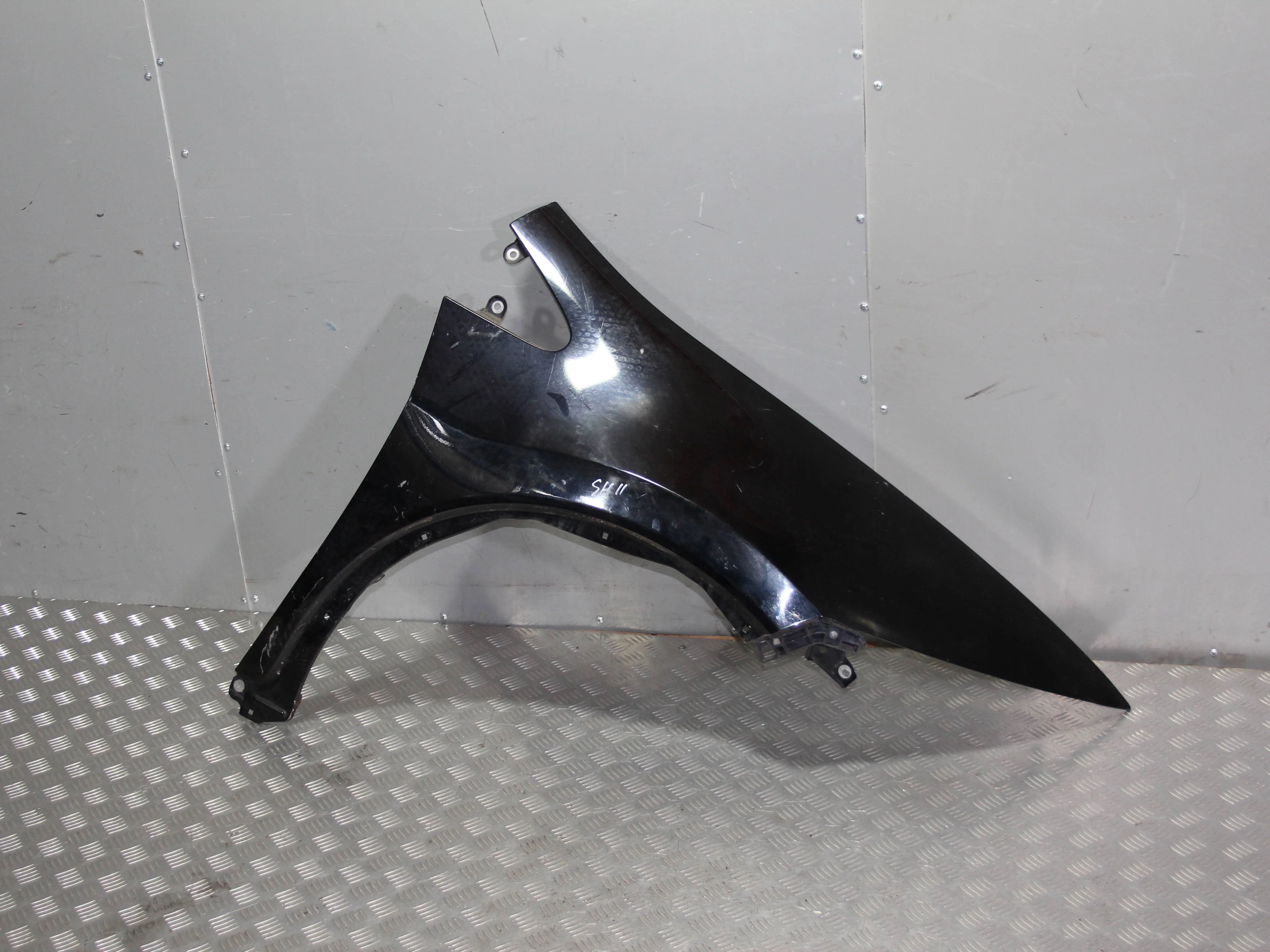 Крыло переднее правое HONDA Civic 5D 2006-2011