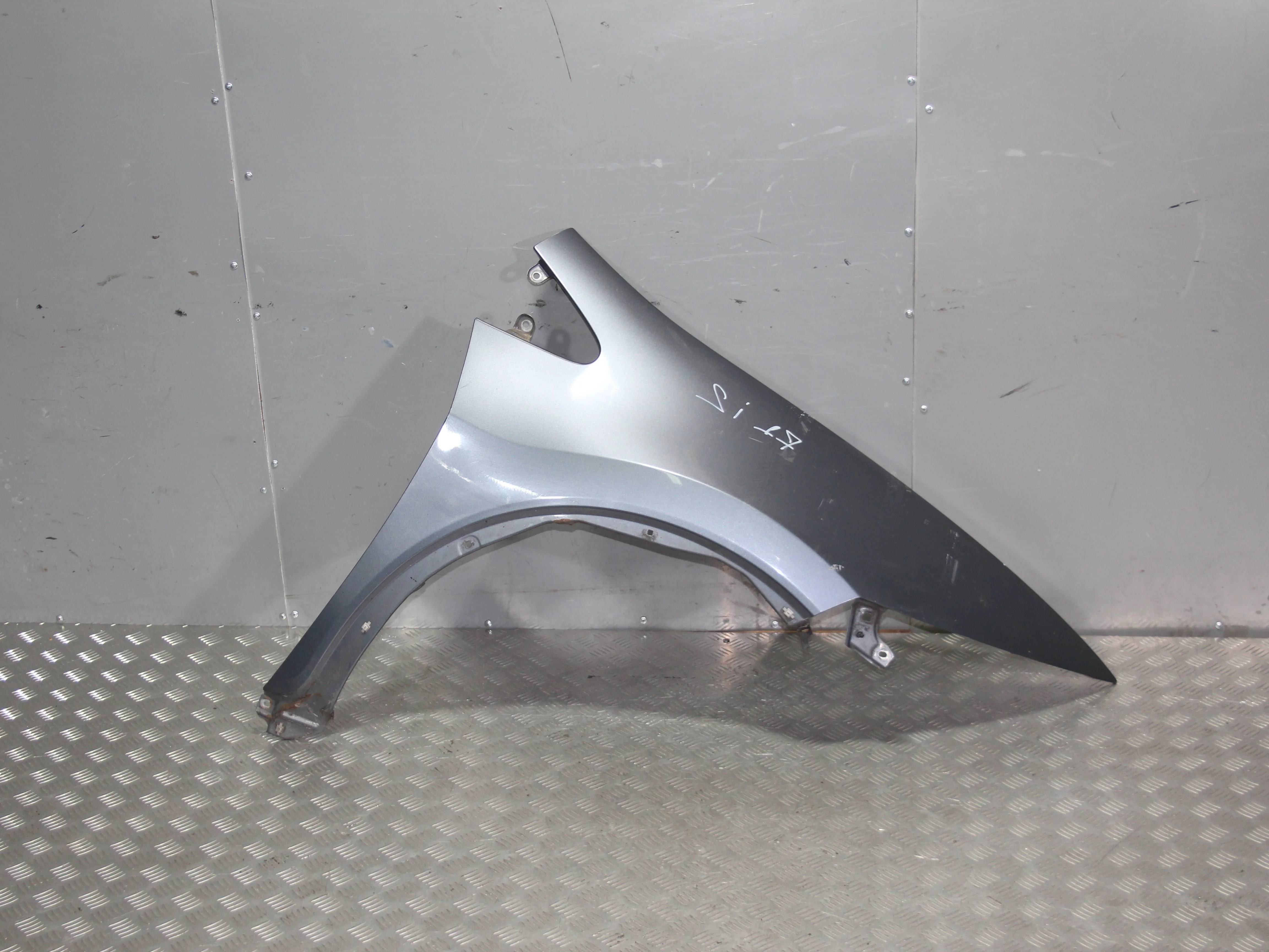 Крыло переднее правое HONDA Civic 5D 2006-2011