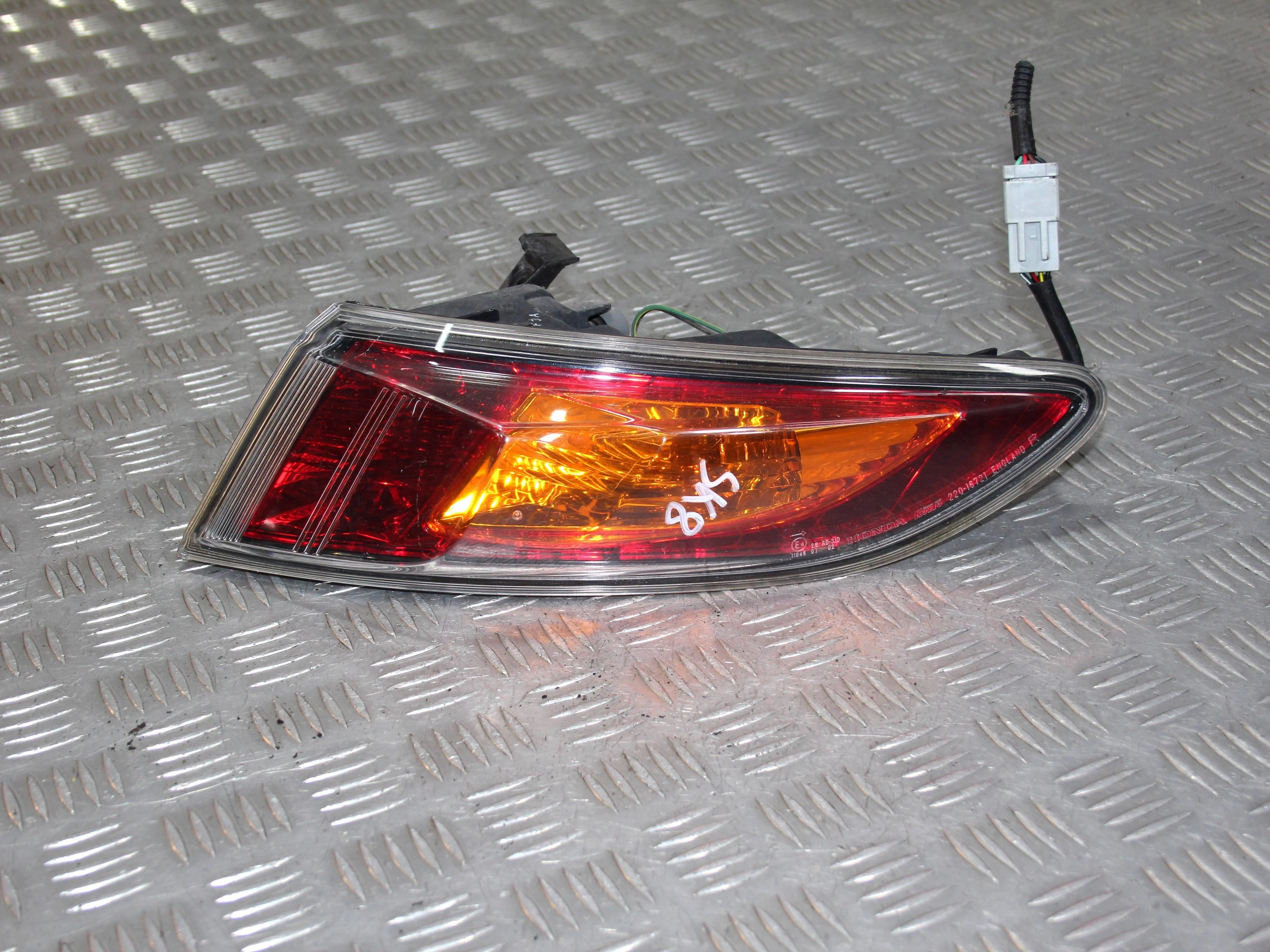 Фонарь внешний правый HONDA Civic 5D 2006-2011