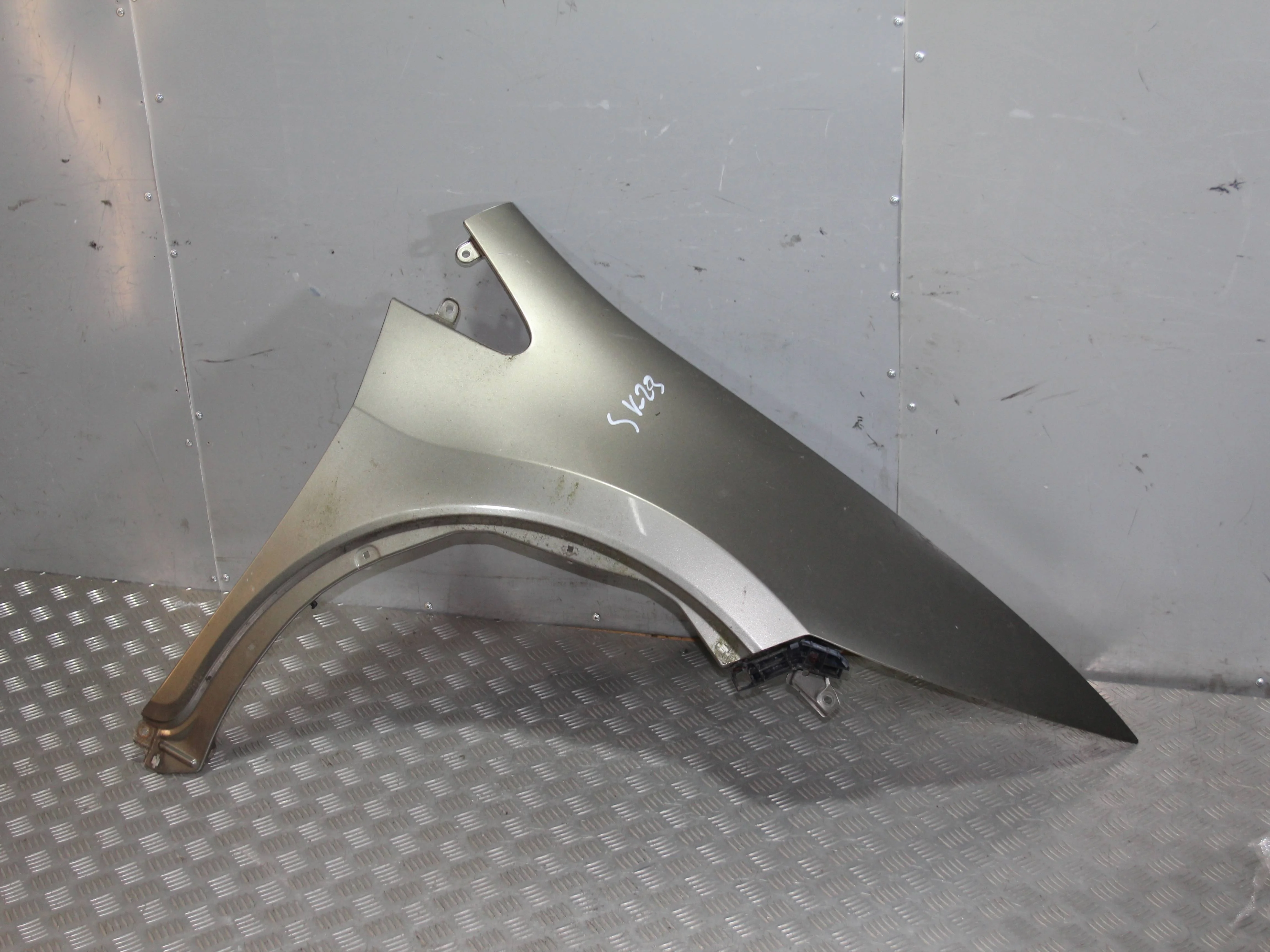 Крыло переднее правое HONDA Civic 5D 2006-2011