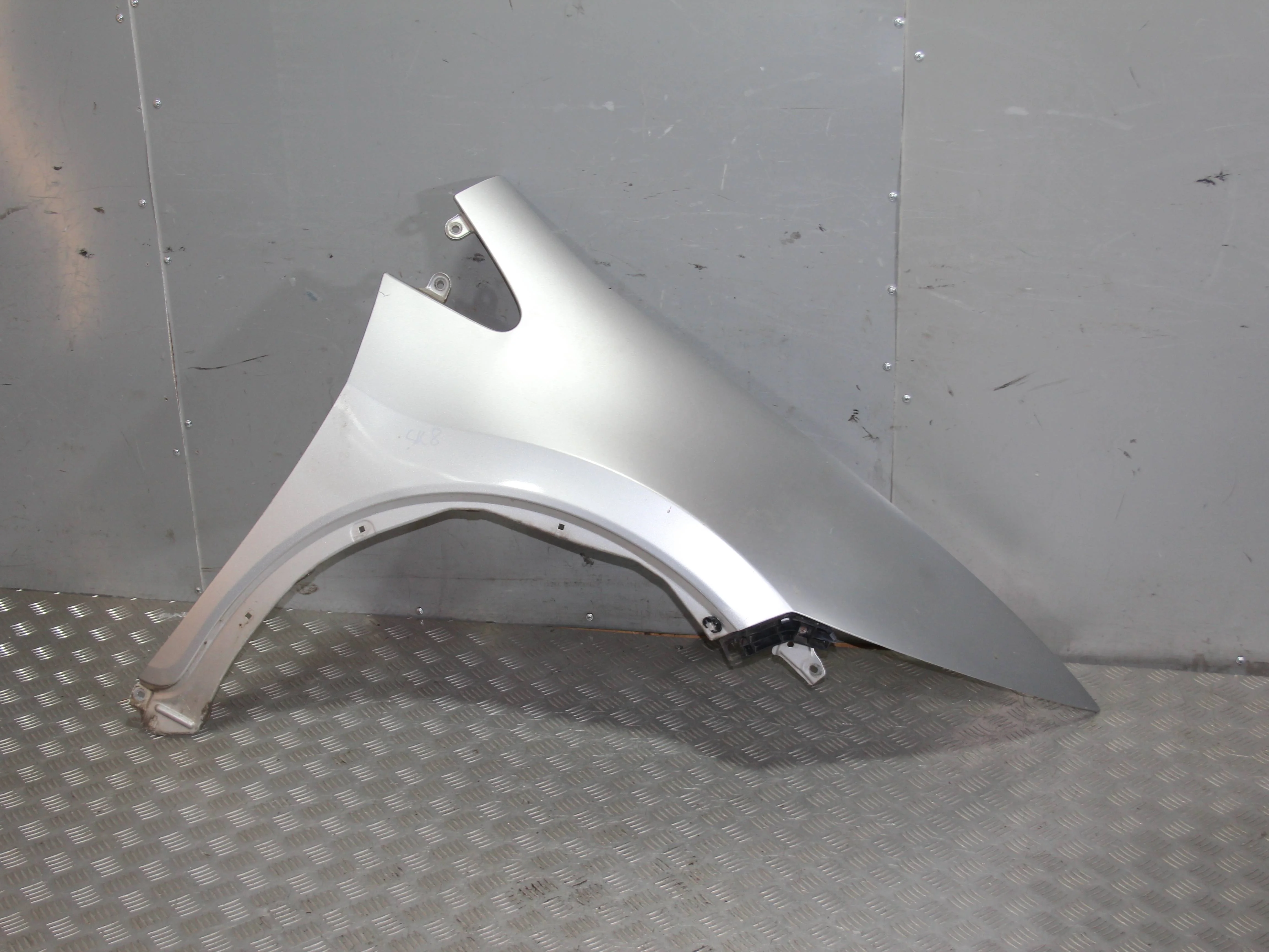 Крыло переднее правое HONDA Civic 5D 2006-2011