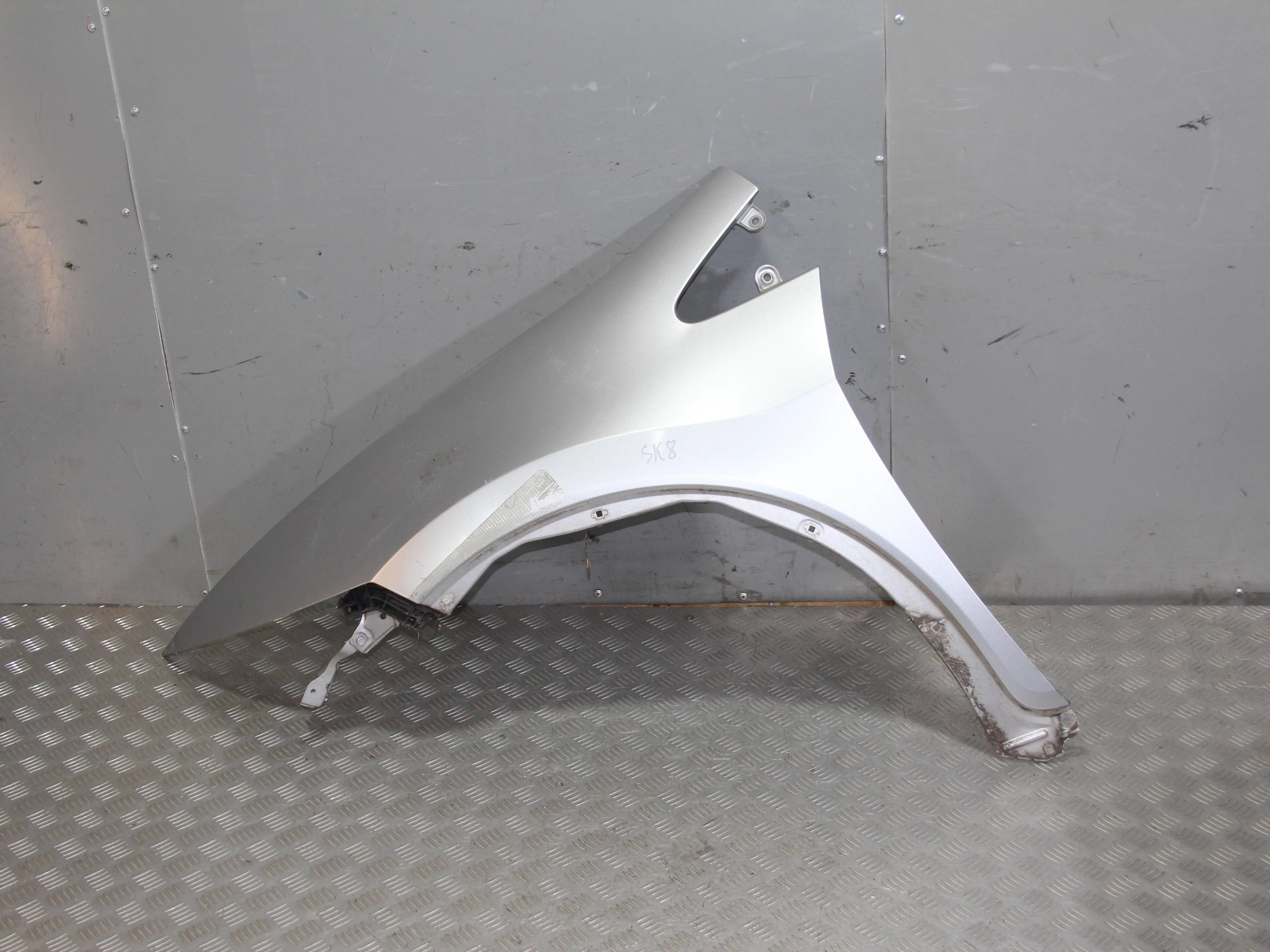 Крыло переднее левое HONDA Civic 5D 2006-2011