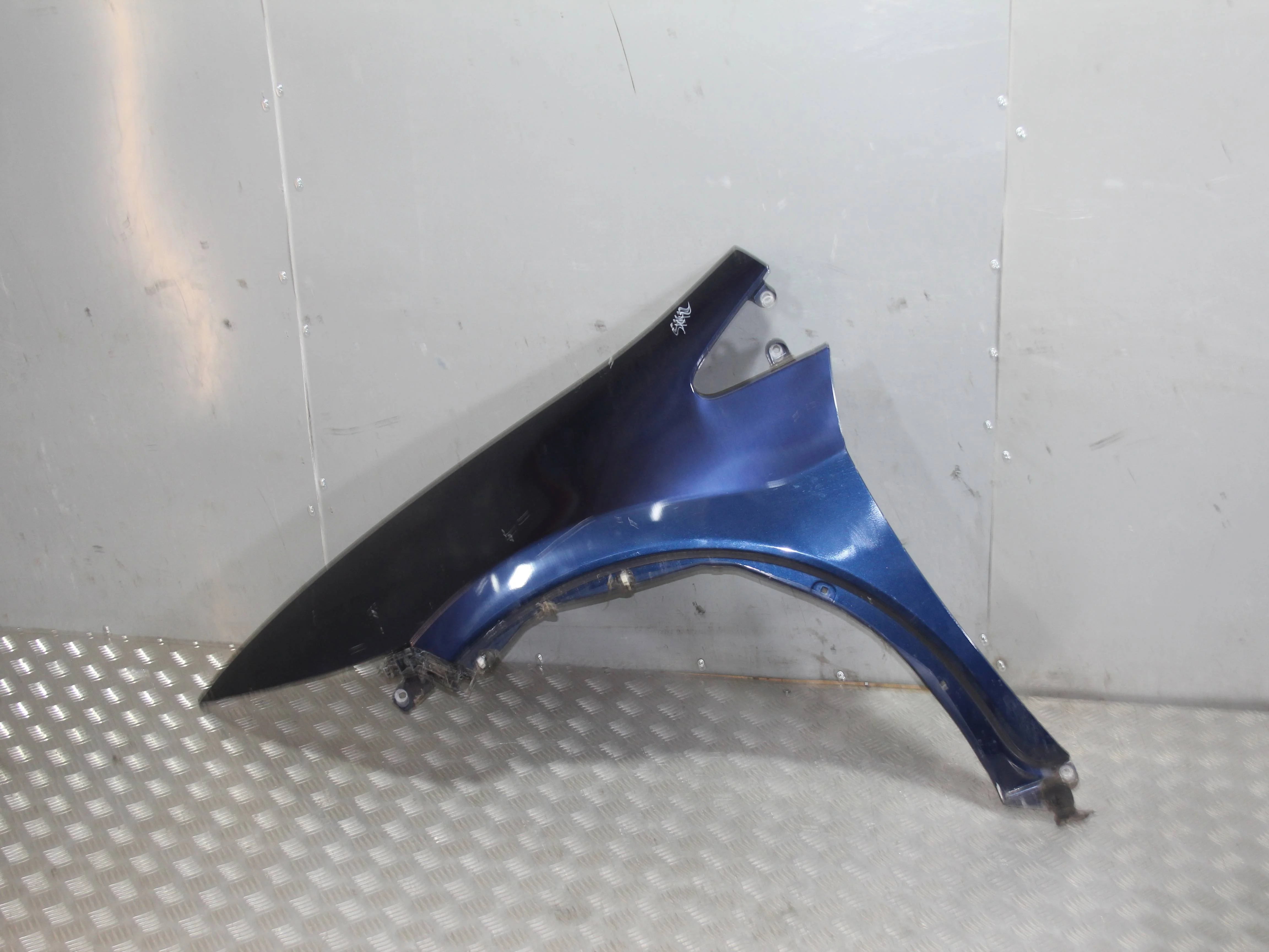 Крыло переднее левое HONDA Civic 5D 2006-2011