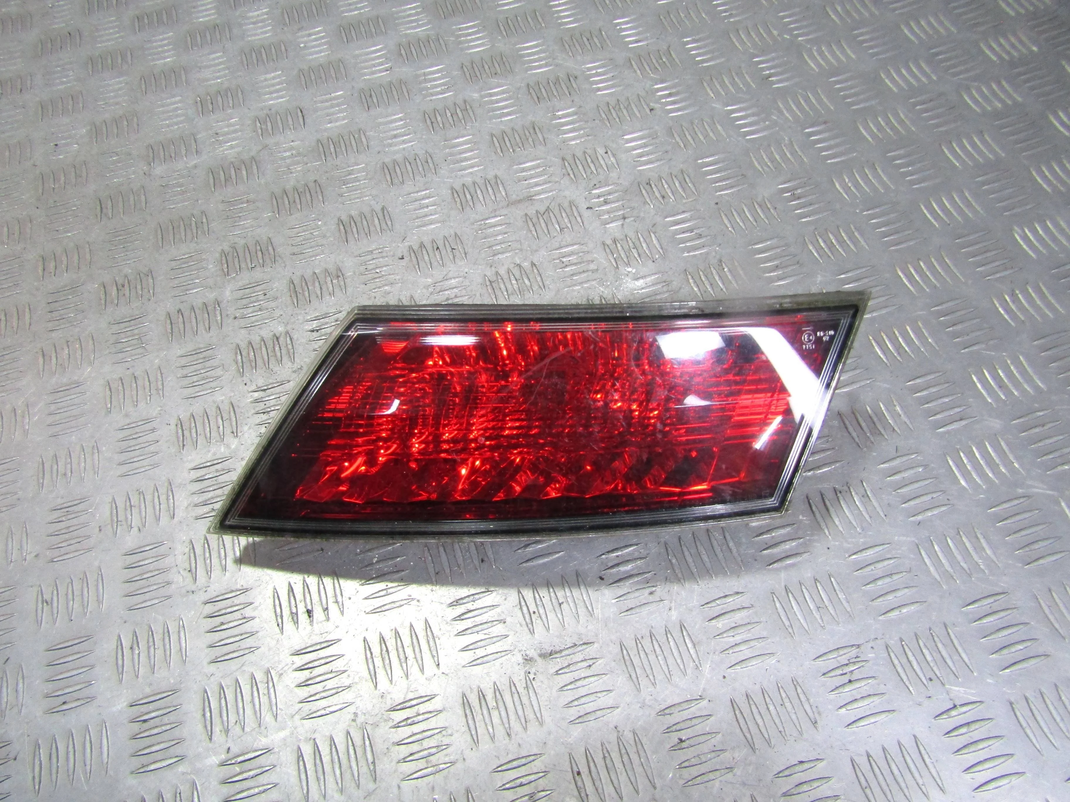 Фонарь внутренний правый HONDA Civic 5D 2006-2011