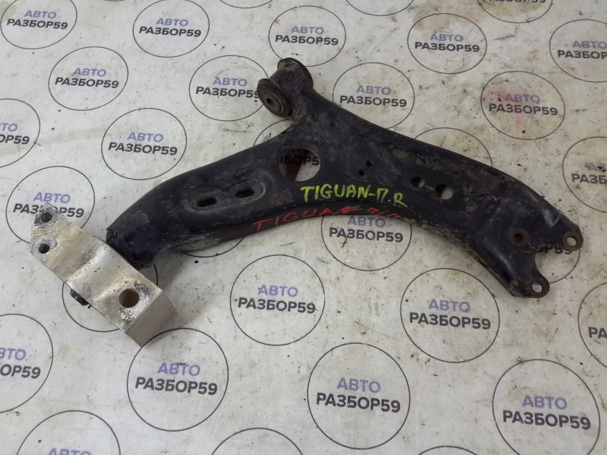 Рычаг передний правый Volkswagen Tiguan I (2007—2011)