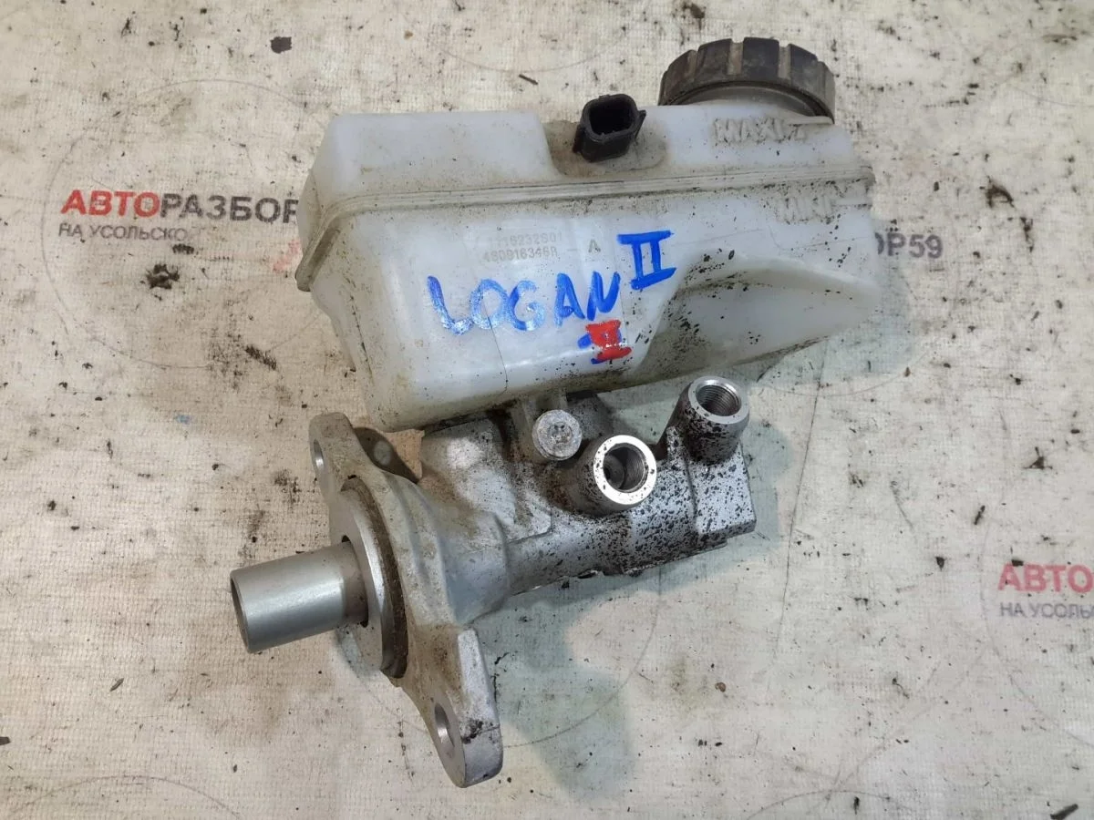 Главный тормозной цилиндр Renault Logan II (2012—2018)