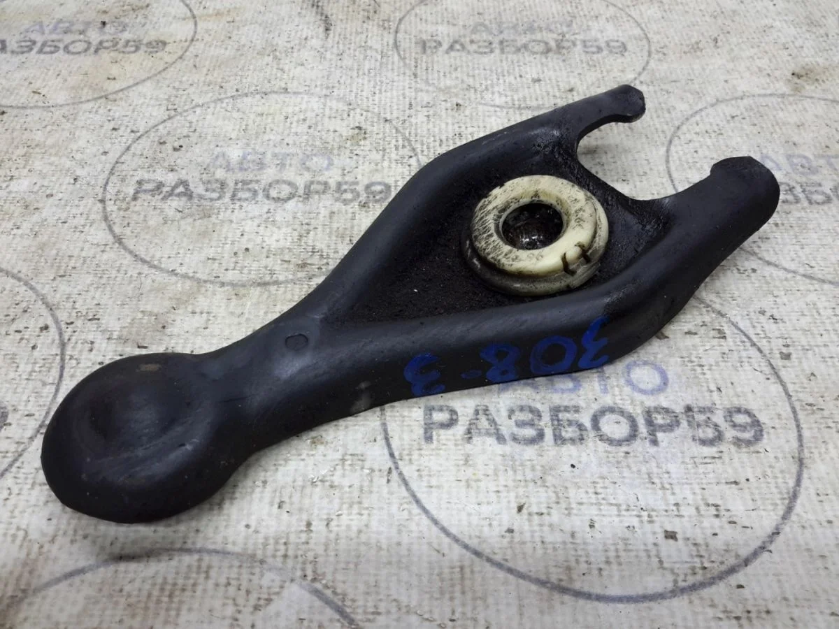 Вилка сцепления Peugeot 308 I (2007—2011)