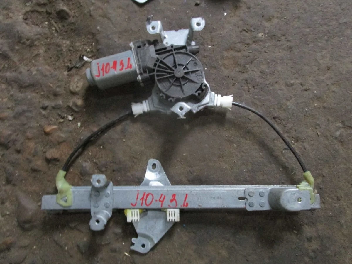 Стеклоподъемник задний левый Nissan Qashqai I (2006—2010)