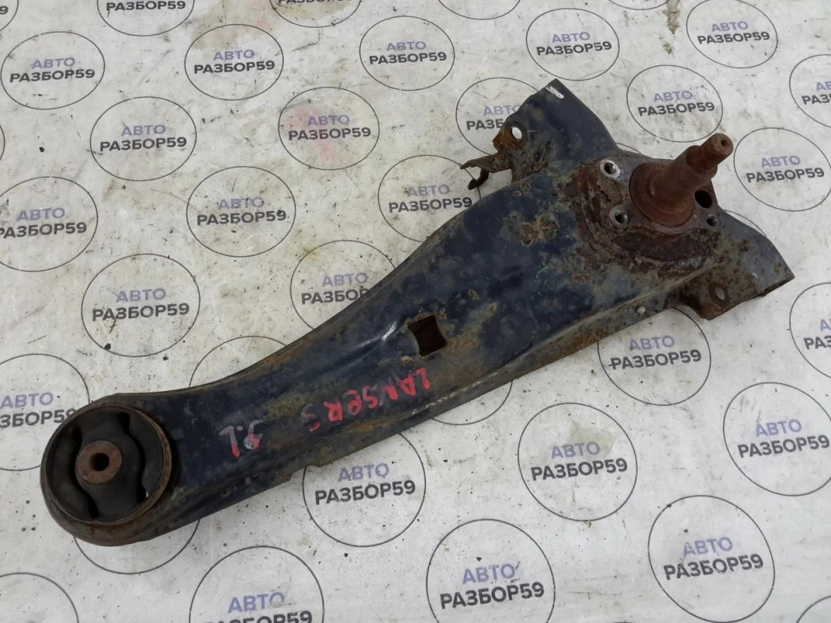 Рычаг продольный левый Mitsubishi Lancer IX (2000—2007)