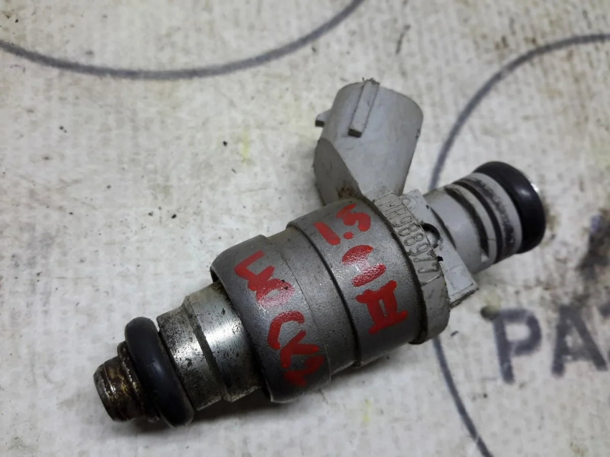 Форсунка топливная Mitsubishi Lancer X (2007—2010)