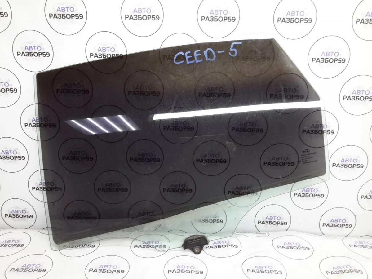 Стекло заднее левое Kia Ceed ED рестайлинг (2010—2012)