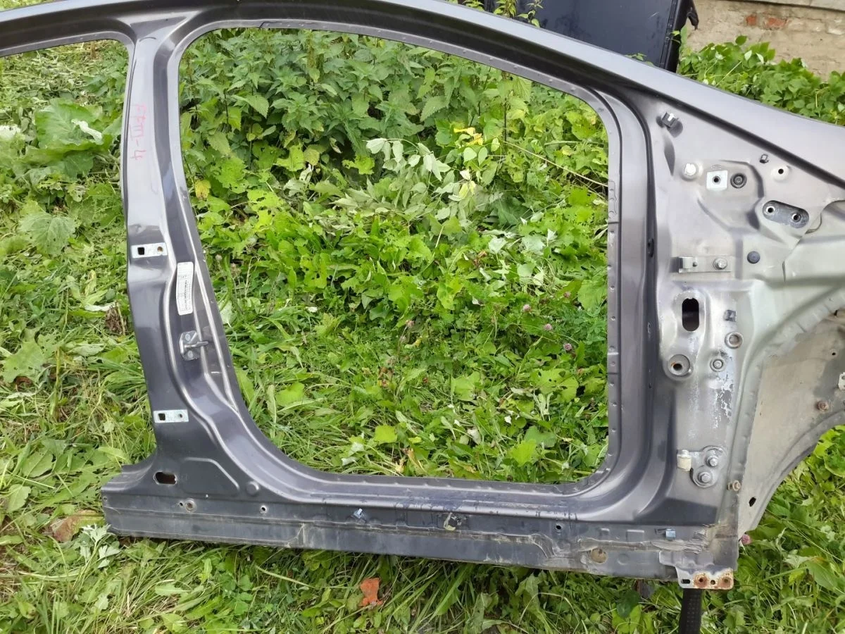 Порог правый Ford Focus III рестайлинг (2014—2019)