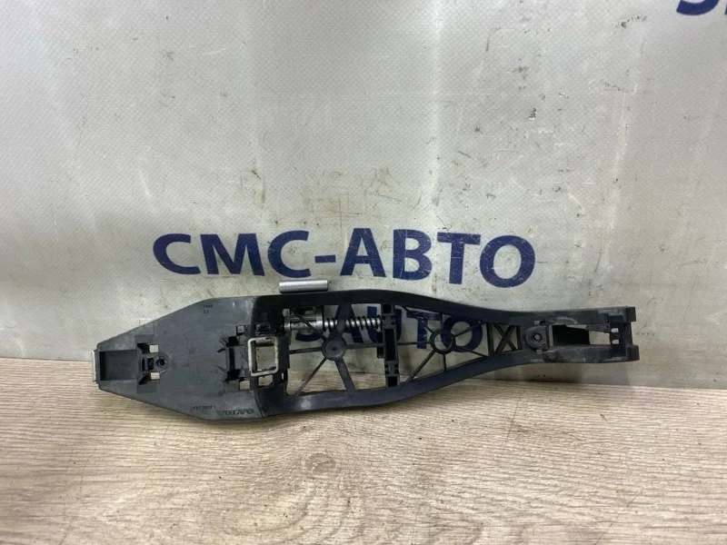 Кронштейн ручки двери Volvo Xc90 31253178 ХС90 4.4 B8444S, задний правый