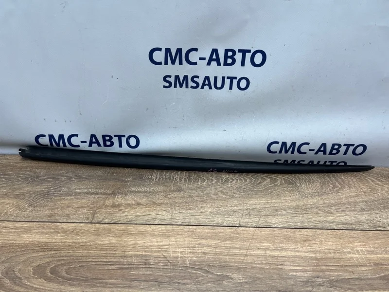 Молдинг лобового стекла Audi A6 4G0854327B C7 2.0 CYP, левый