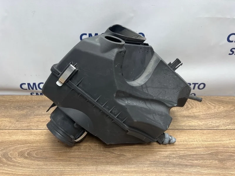 Корпус воздушного фильтра Audi A6 4F0133835BD C6 3.0 CAJ