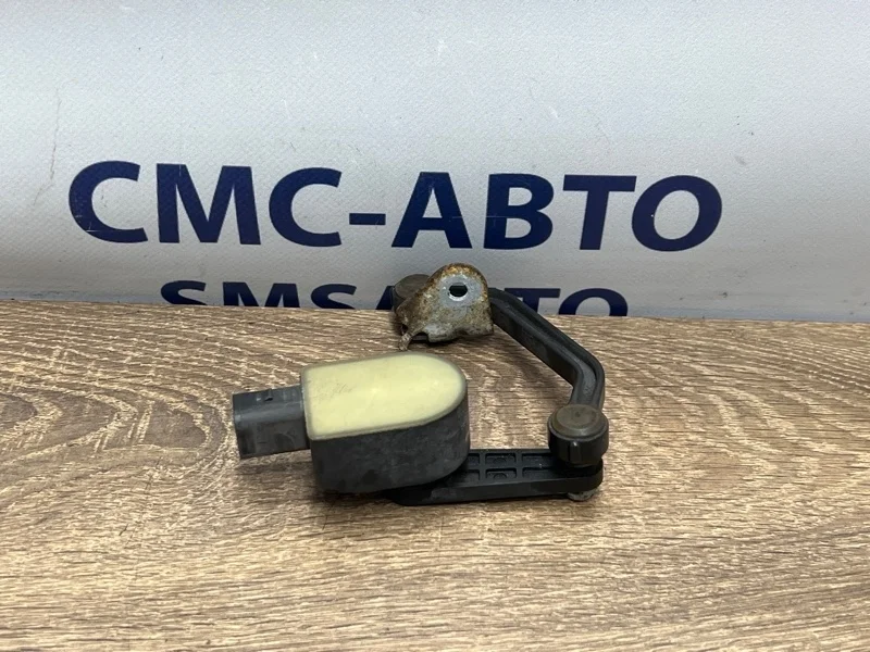 Датчик уровня подвески Audi A6 4F0616571K C6 3.0 CAJ, задний левый