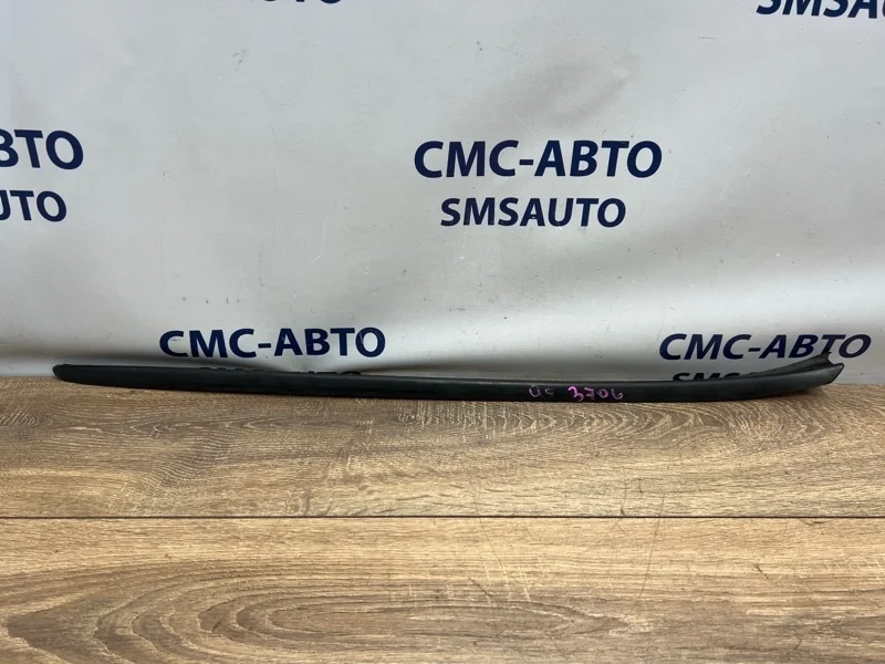 Молдинг лобового стекла Audi Q5 8R0854328A 8R 3.2 CAL, передний правый
