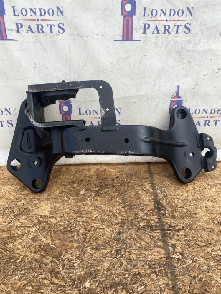 Кронштейн кпп BMW X5 E53