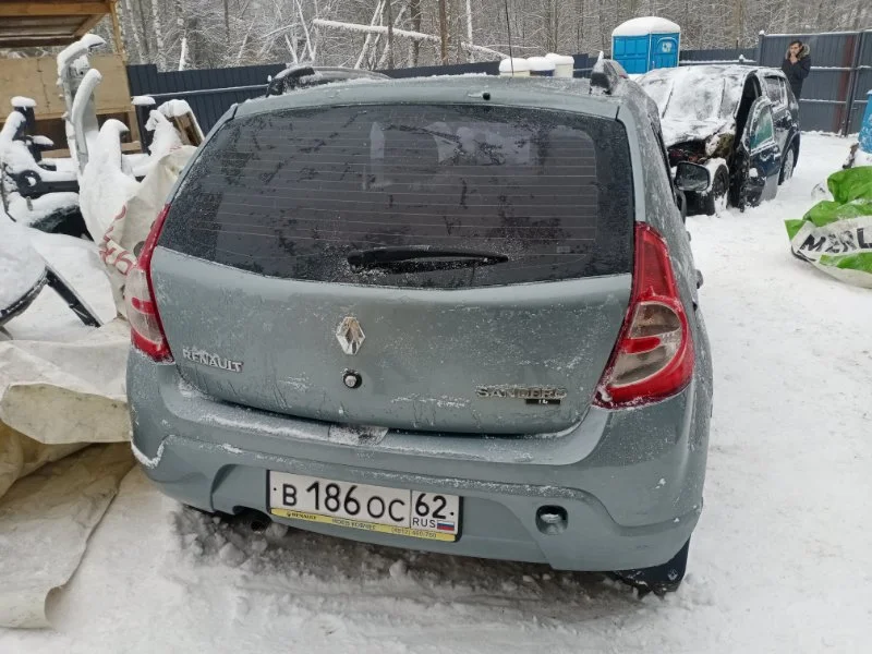 Продажа Renault Sandero 1.4 (75Hp) (K7J A710) FWD MT по запчастям