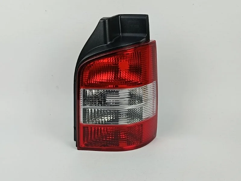 Фонарь Volkswagen Transporter T5