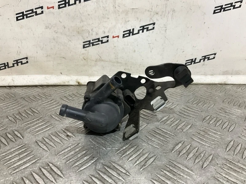 Дополнительная помпа Peugeot 3008 2011 9806790980 1 1.6