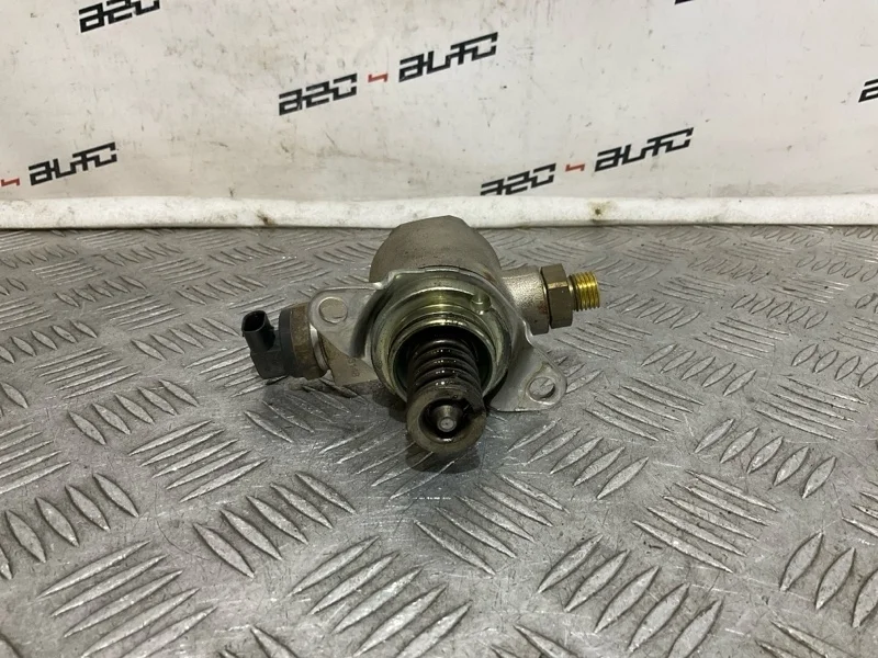 ТНВД Audi Q5 06J127025F 2.0