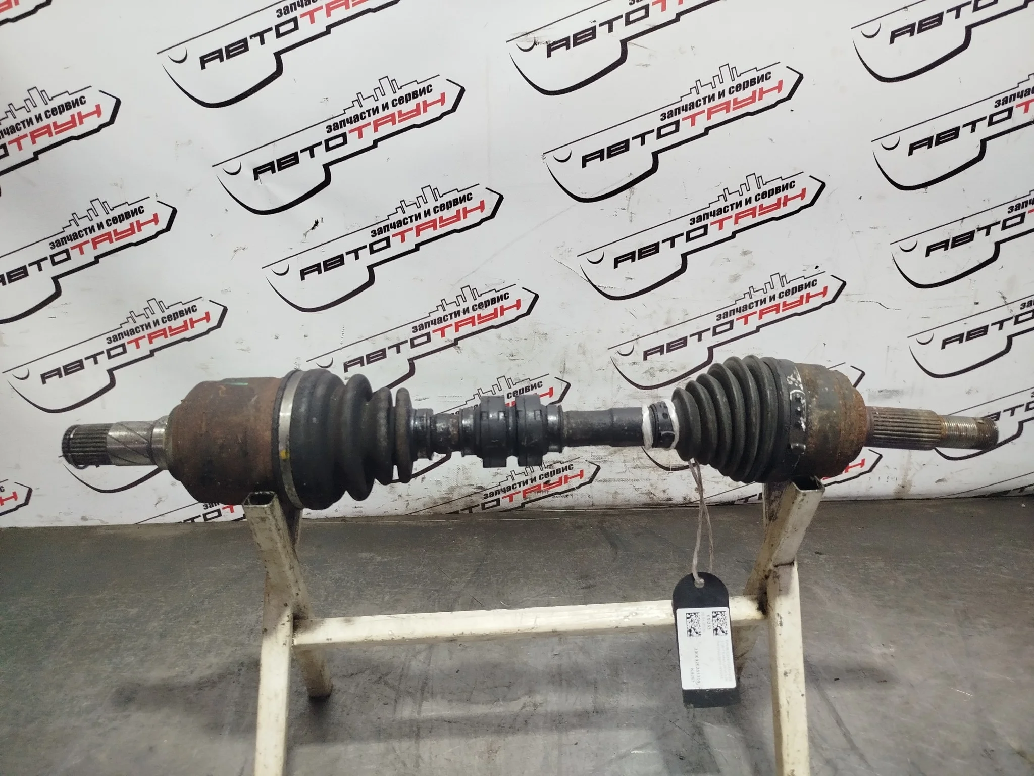 ПРИВОД NISSAN VQ23-DE TEANA J31 ПЕРЕДНИЙ ЛЕВЫЙ АТМ 2WD 391019Y015 KB257