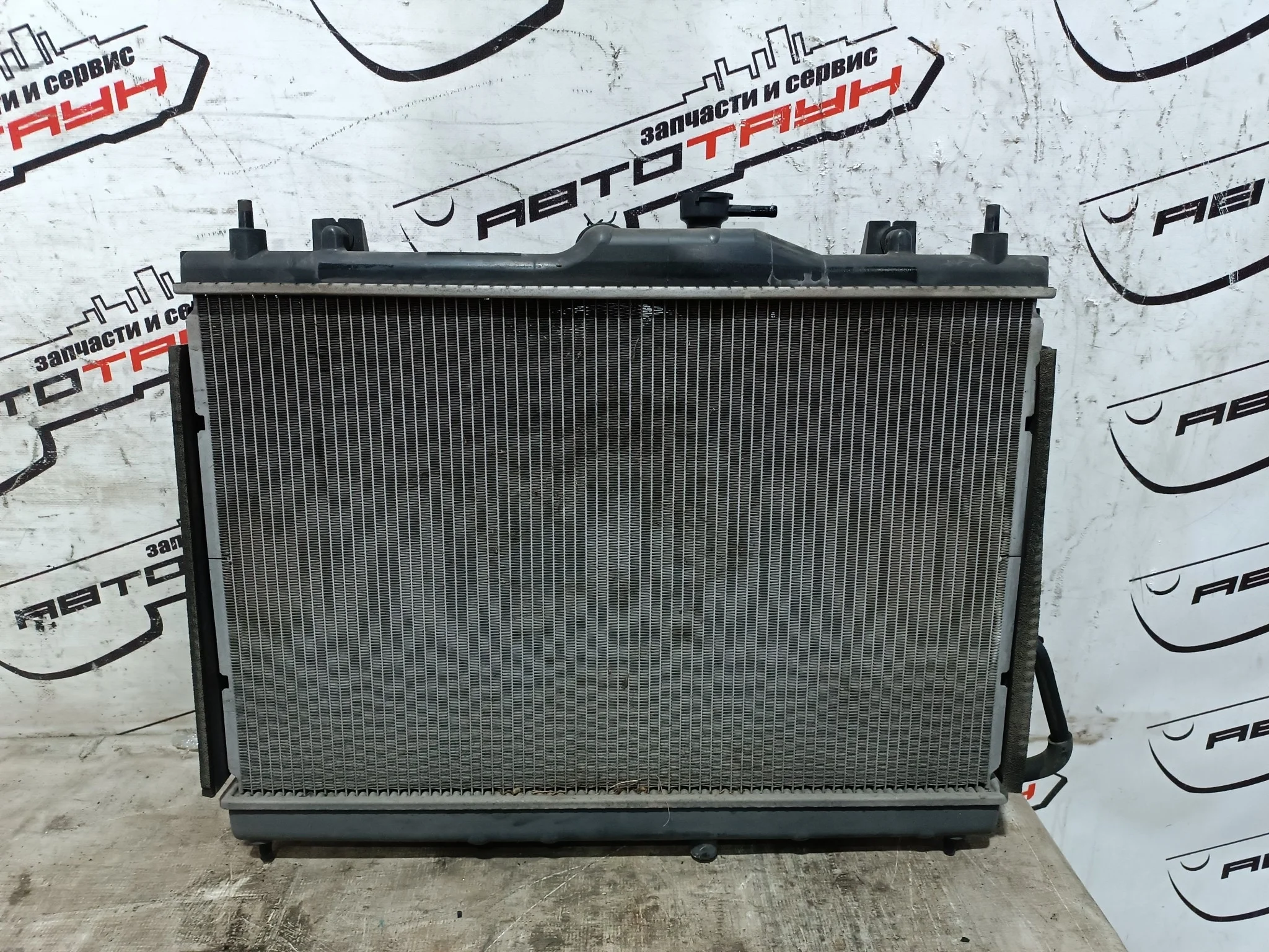 РАДИАТОР ДВИГАТЕЛЯ NISSAN MAZDA HR15-DE MR18-DE AD FAMILIA VAN TIIDA TIIDA LATIO WINGROAD ... SJC11 SNC11 VJY12 VY12 Y12 С ТРУБКАМИ CVT 21460ED100 NA7019Z