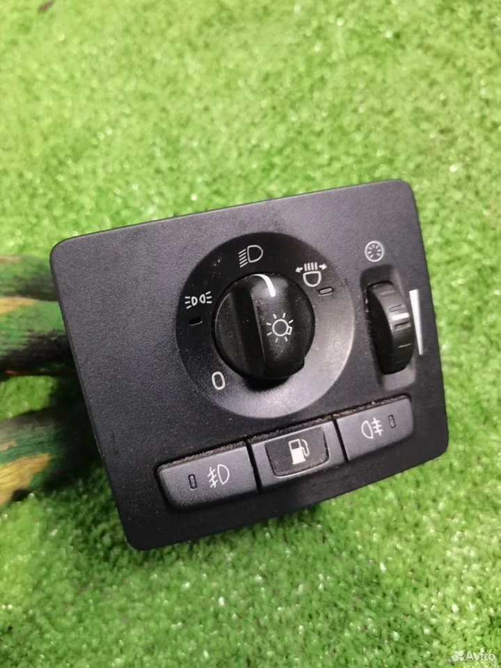 Переключатель света фар 30772412 volvo s40 v50