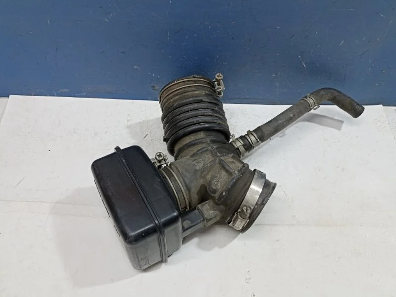 Патрубок воздушного фильтра Nissan Almera Classic 2006 1657895F0B B10 1.6 QG16DE