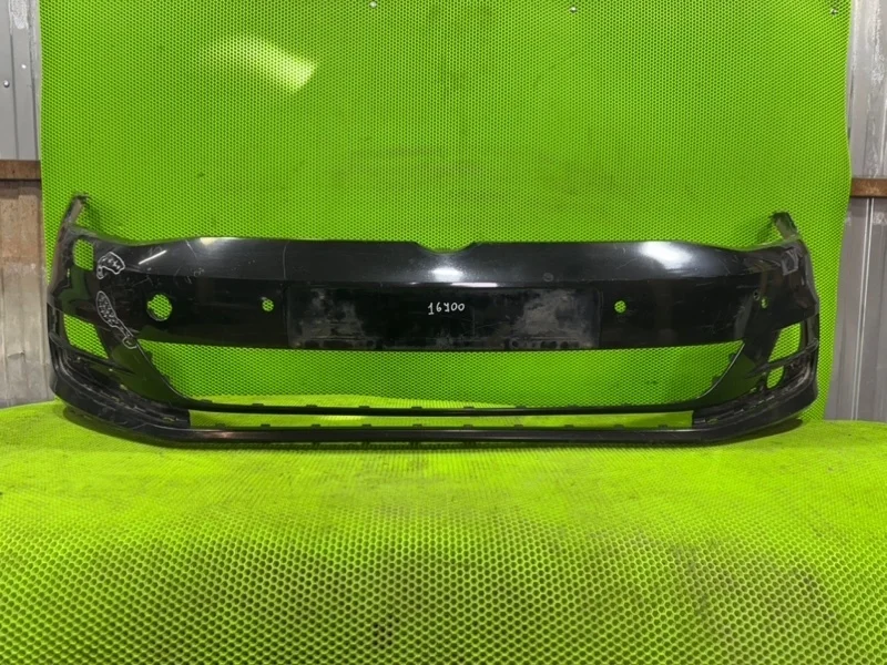 Бампер Volkswagen Golf 7 5G0807221, передний