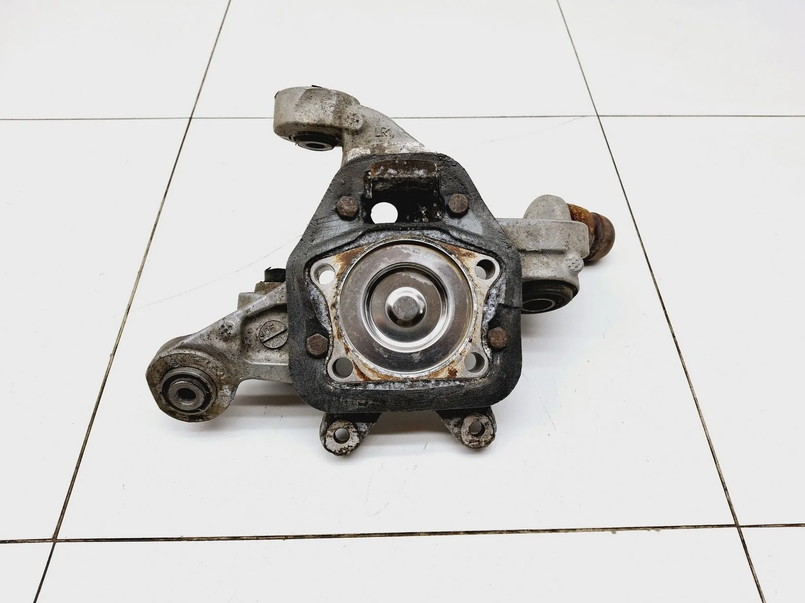 кулак поворотный Volvo S60 I 2000-2009