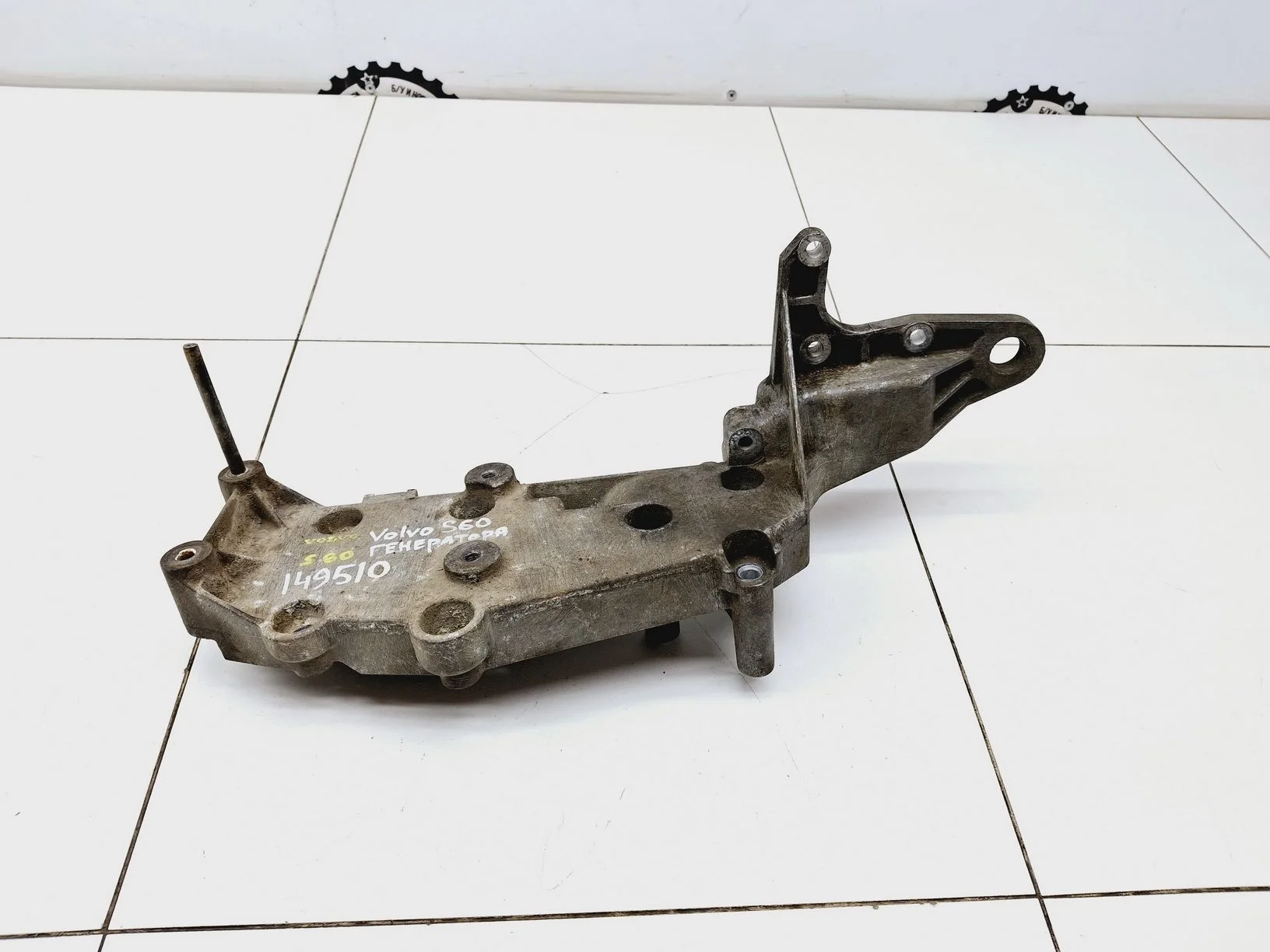 кронштейн генератора Volvo S60 I 2000-2009