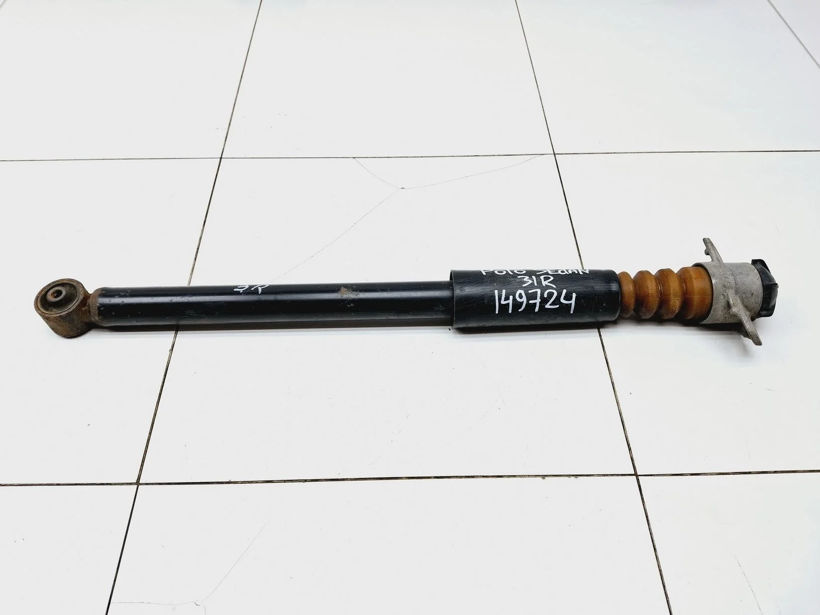 амортизатор VW Polo Sedan 2010-2020