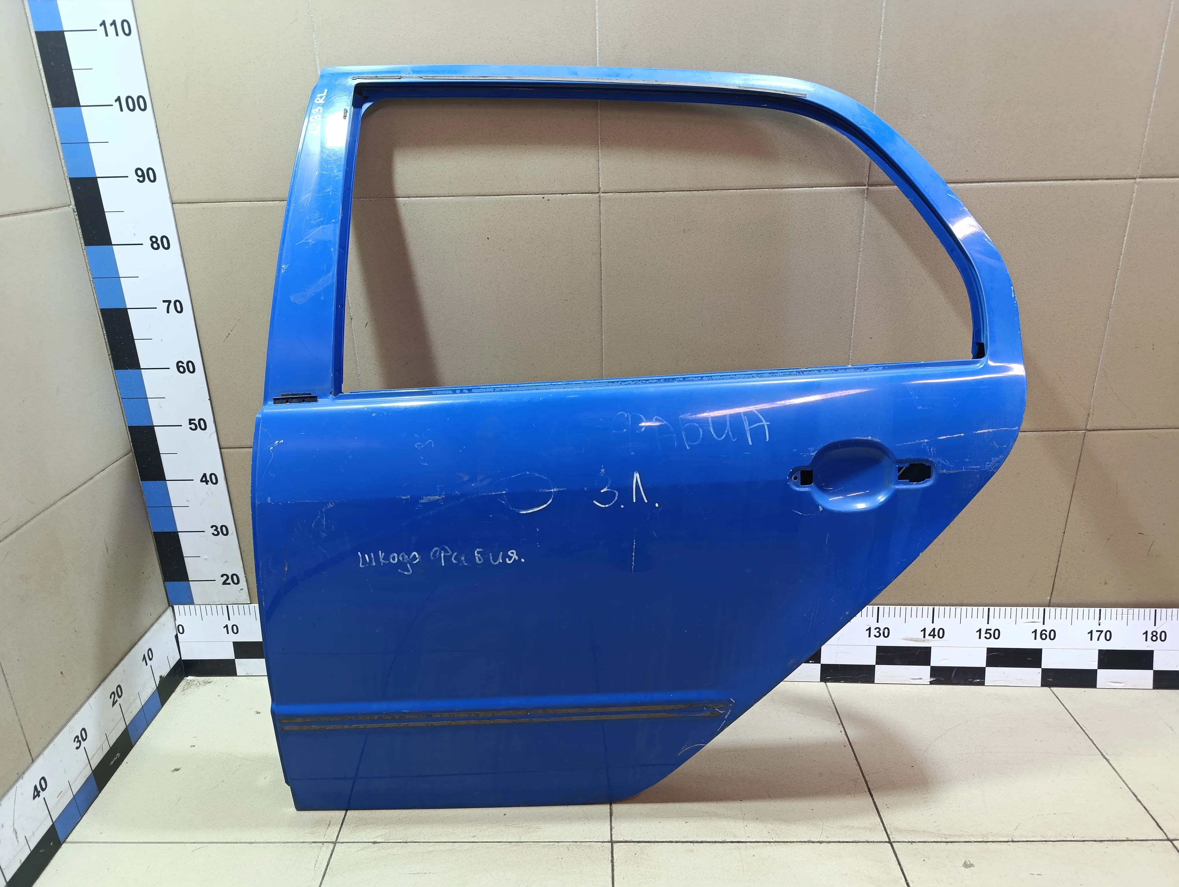 Дверь задняя левая Fabia 1999-2006