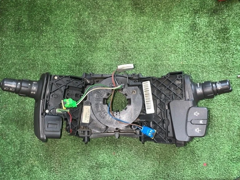 Переключатель подрулевой (стрекоза) Renault Scenic 2005