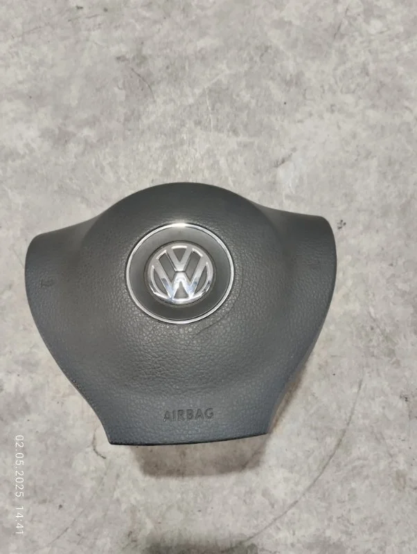 Подушка безопасности в руль Volkswagen Passat B6