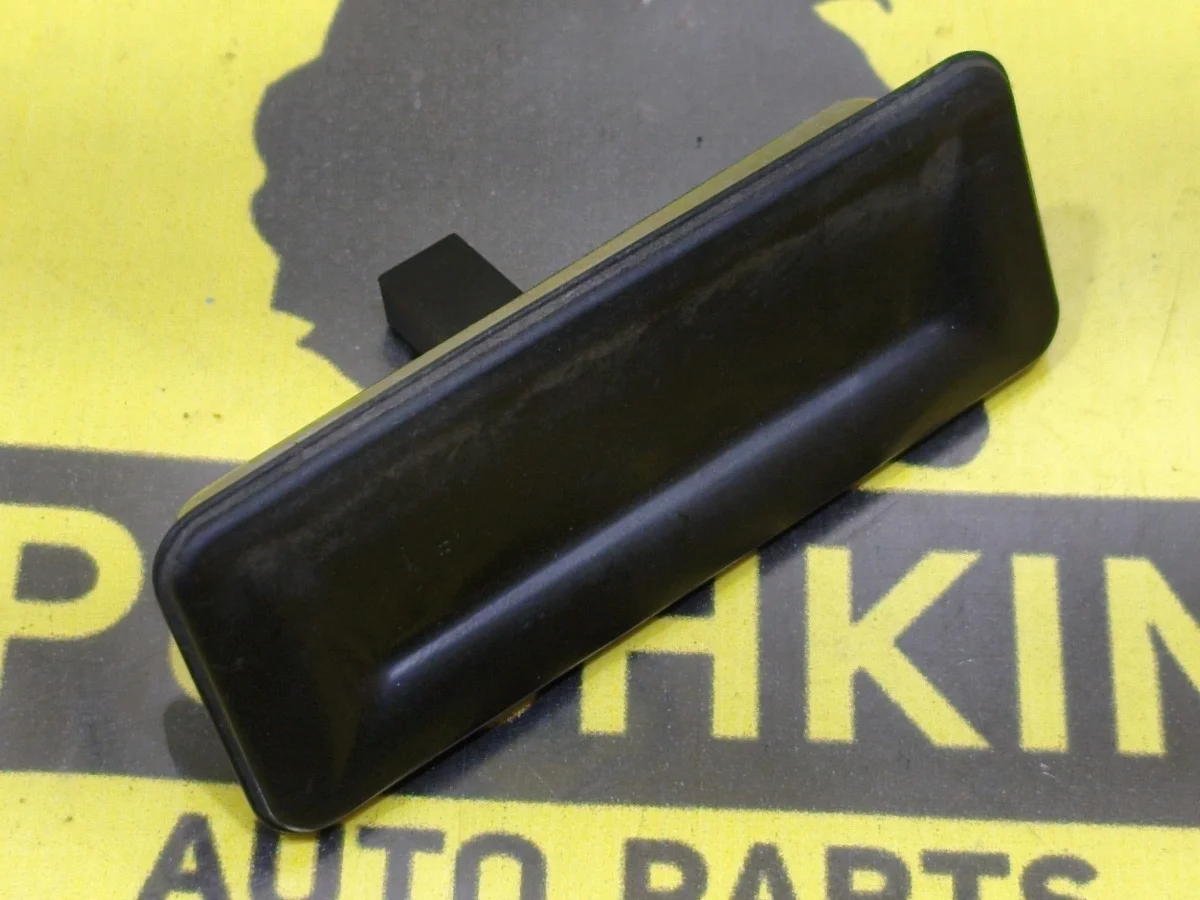 Кнопка открывания багажника Skoda Octavia 2010 A5