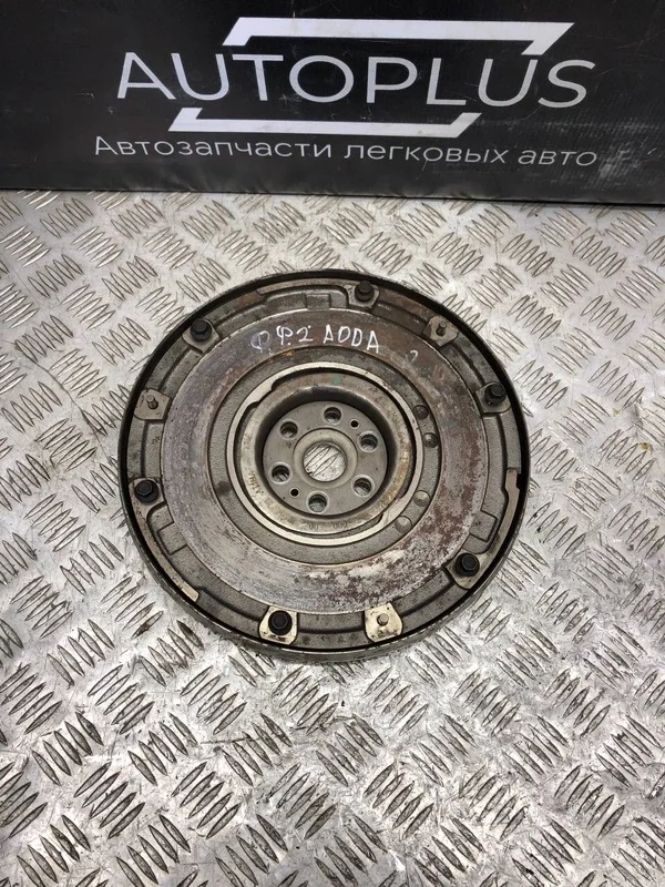 Маховик Ford Focus 2008 3M516477EB СЕДАН 2.0 AODA