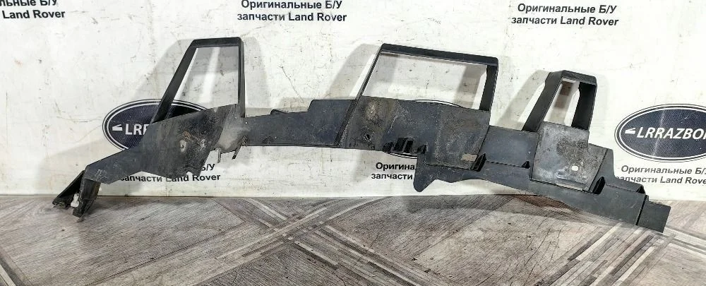 Кронштейн бампера левый Range Rover Sport L320
