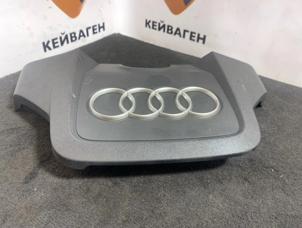 Пластик подкапотного пространства Audi Q7 2011 4L