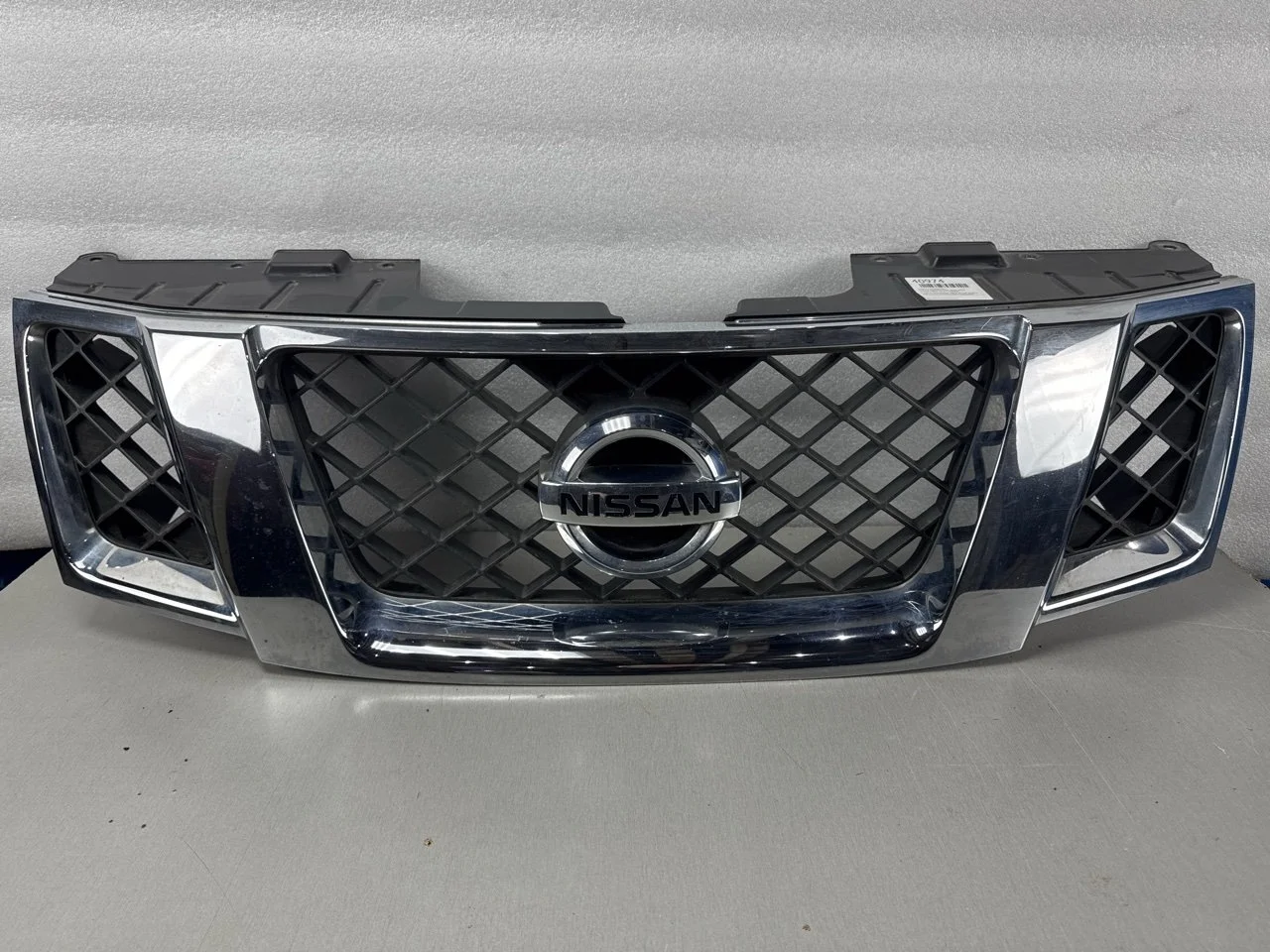 Решетка радиатора Nissan Navara D40 2010-2015 623105X00A