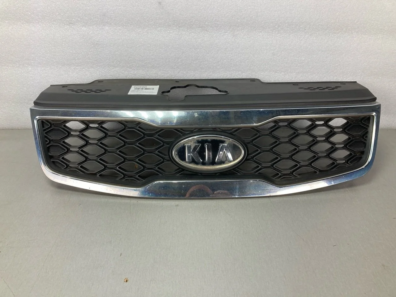 Решетка радиатора Kia Rio 2 2009-2011 863601G600