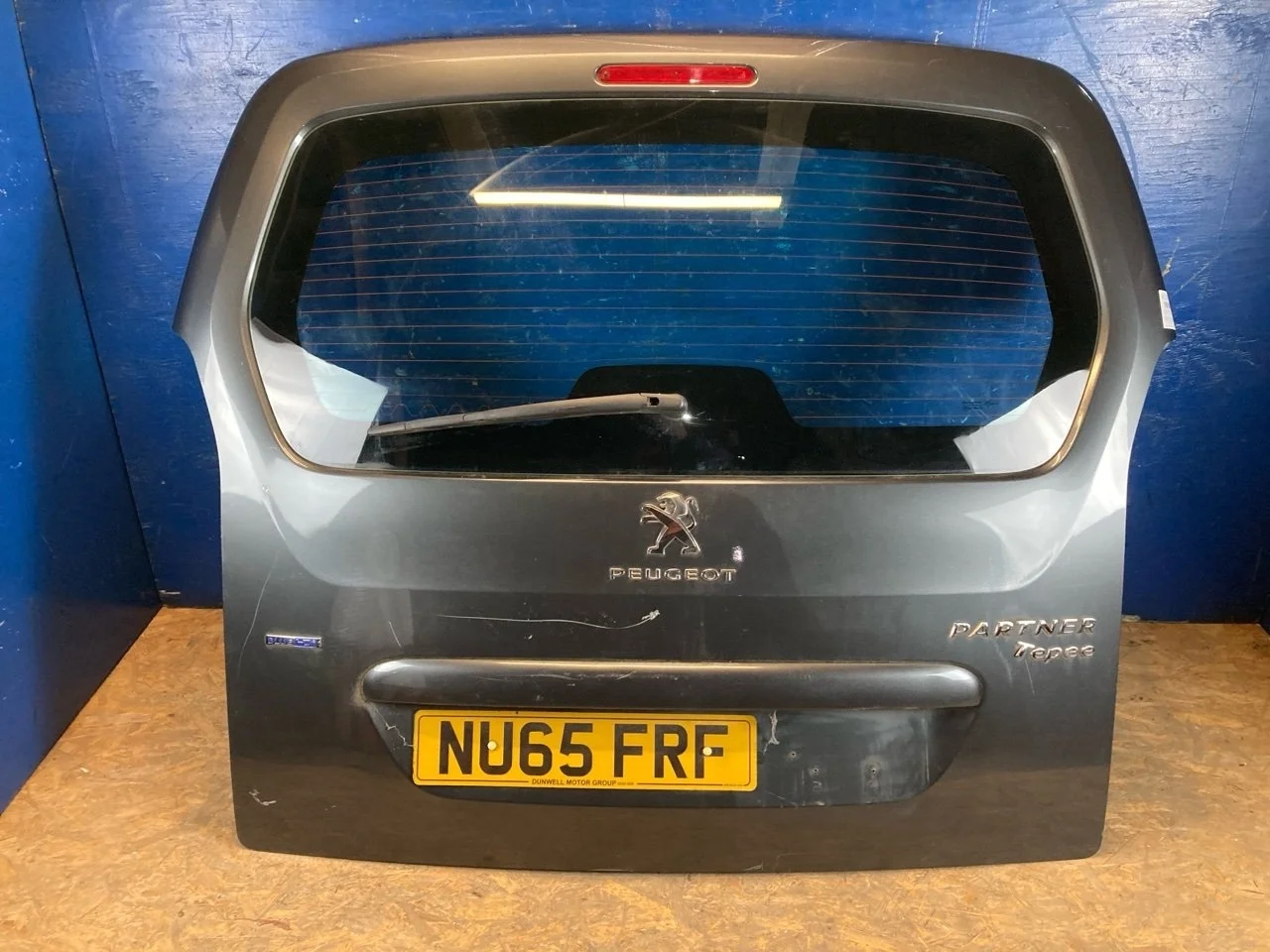 Крышка багажника Peugeot Partner B9 2008-2018 8701Y6