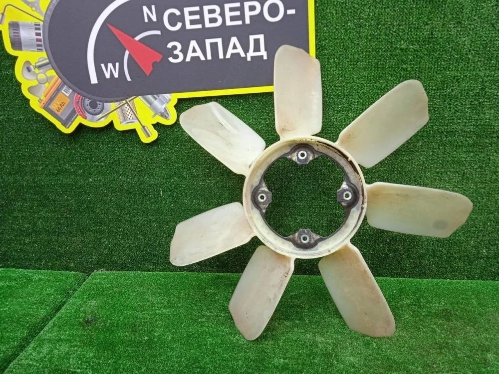 Крыльчатка охлаждения Toyota Land Cruiser 2011 200