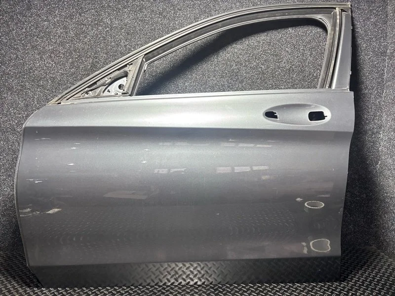 Дверь Mercedes-Benz C-Klasse 2016 A2057200105 W205 M274.920, передняя левая