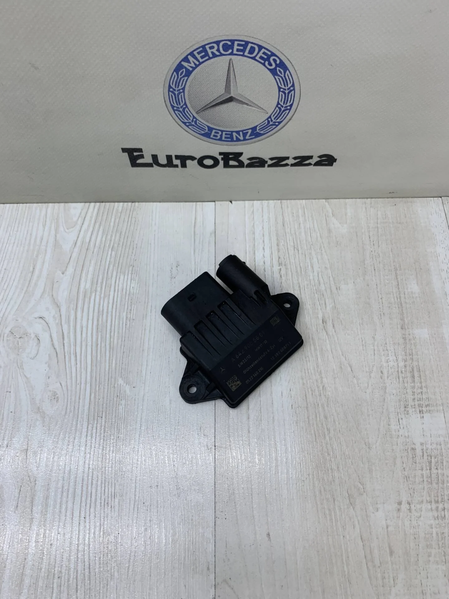 Реле накала свечей Mercedes Om642