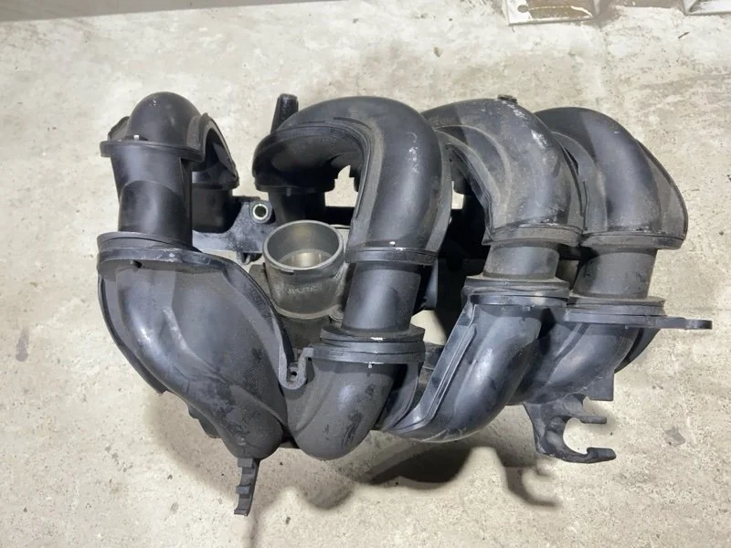 Коллектор впускной Ford Focus 2 (04-08) ХЭТЧБЭК